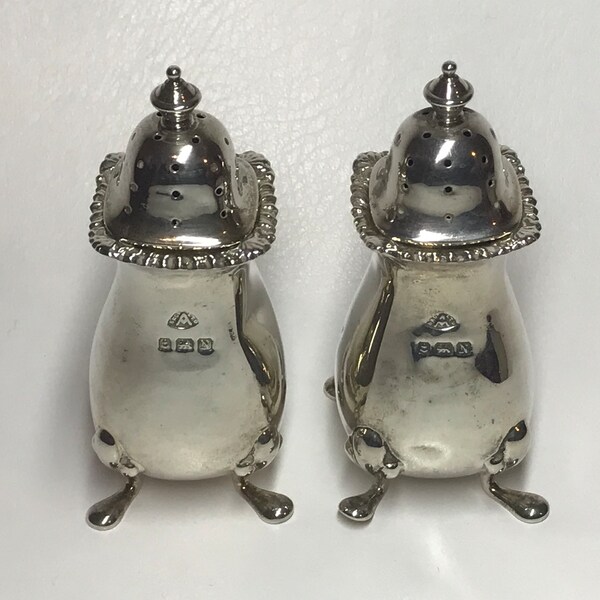 Sterling Silver, Salt and Pepper Cruet Set - Birmingham, 1937