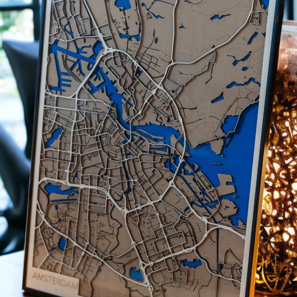 3D Landkarte aus Holz für Städte, Orte, Urlaubsgebiete, Besondere Orte | Individualisierbar | inklusive Rahmen | CO2-gelasert