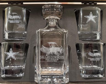 Dallas Cowboys: ATT Stsdium whiskey decanter set.   Laser engraved.