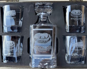 Chicago Bears: Soldier Field whiskey decanter set with 2 or 4 glasses.