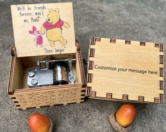 Personalisierte Winnie the Pooh Spieluhr aus Holz