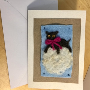 Carte de chat, boule de neige et chaton en feutre
