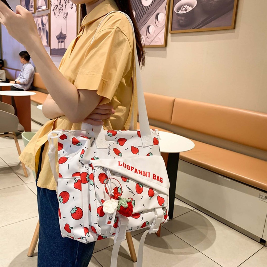 Süße Erdbeer-Segeltuch-Tasche Canvas-Umhängetasche große - Etsy.de Süße Erdbeer-Segeltuch-Tasche Canvas-Umhängetasche große - Etsy.de