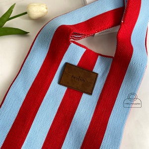 Red&Blue Knitted Woolen Bag, Handmade Knitted Handbag for Women, Simple Stripe Tote Bag, Custom Shopping Bag, Portable Commuter Bag for Her zdjęcie 7