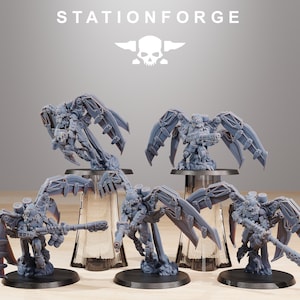 Scavenger Strikers #1 (Set of 5) + Base(s) by Station Forge - Mechanicus | Waste Nomads | Mars Tech Priests | Machine Cult | Grimdark Future