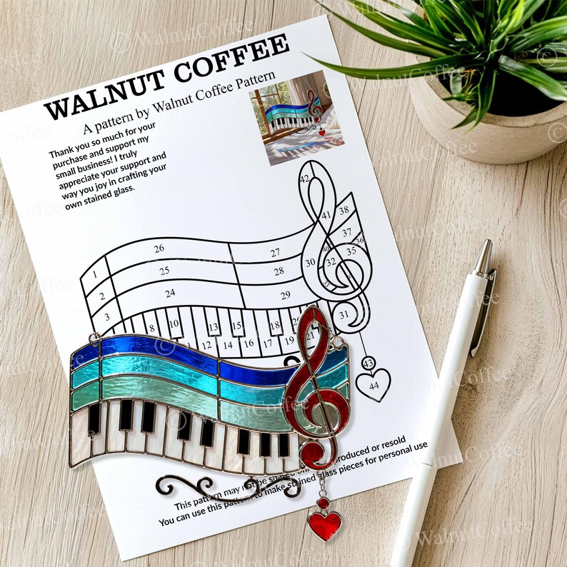 Music Notes Stained Glass Pattern, Piano Keyboard Suncatcher, Musical ...