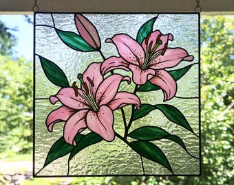 Lilien Blumen Glasmalerei-Muster: Florales Frühlingsdekor (PDF)