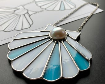 Ocean Blue Stained Glass Seashell Pattern with Pearl (PDF Pattern)