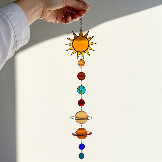 惑星ステンドグラスサンキャッチャー：太陽系窓用吊り下げ - Etsy 日本