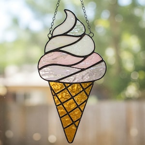 Eistüte Glasmalerei-Muster, Eiscreme-Glasmalerei-Suncatcher, DIY-Glasmalerei, hängendes Wohndekor, festliches Muster PDF