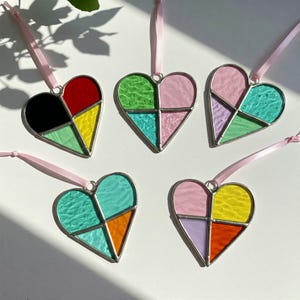 Stained Glass String Of Heart Suncatcher, Colorful Heart Hanging Window Suncatcher, Romantic Home Decor & Unique Gift for Her, Mom Gift