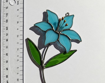 Blue Lily Stained Glass Suncatcher Pattern: Floral DIY Home Decor (PDF Pattern A3 Size)