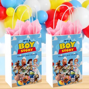 C'est une étiquette de sac de friandises histoire de garçon, étiquette de sac de friandises Toy Story, étiquette de sac en papier Toy Story, étiquette cadeau Toy Story, fichier numérique uniquement 0040