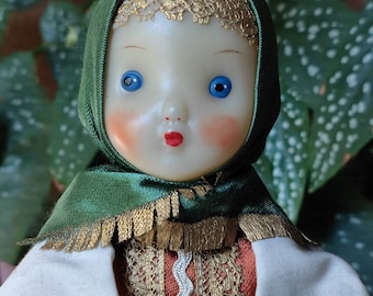 poupée de l'URSS, hauteur  26 cm