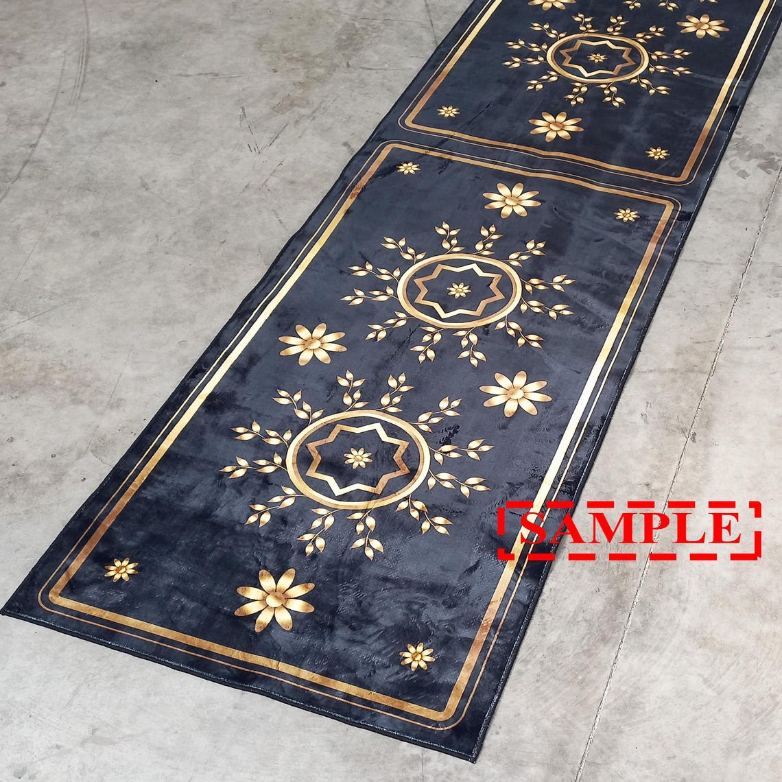 Christmas Gold Snowflake Rug: Red Runner Carpet, Elegant Holiday Design ...