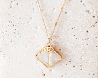 Mother of Pearl Rhombus Frame Gold Plated Key Necklace