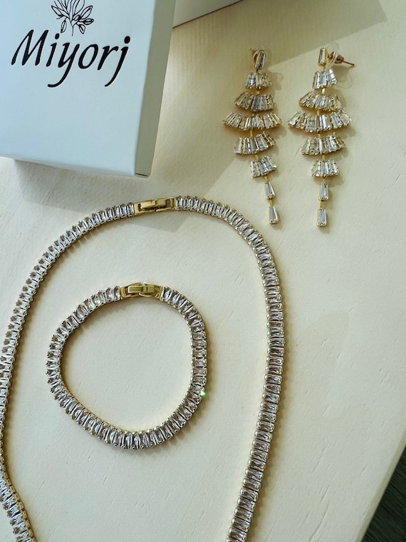 Swarovski necklace and bracelet set discount
