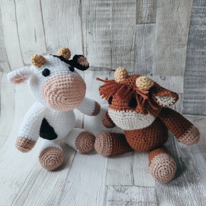 Crochet Cow Plushie, Baby Cow, Farm Animal Soft Toy, Crochet Highland Gift, Black and White Cow, Handmade Cow Gift Home Decor, Gift For Her