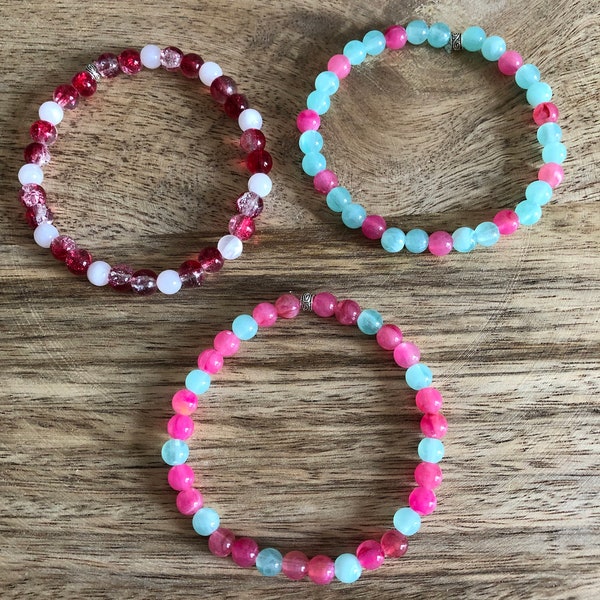 Bracelet fantaisie en perles de 6mm, idée cadeau, bracelet idéal pour l’été, léger à porter, perles rondes colorées