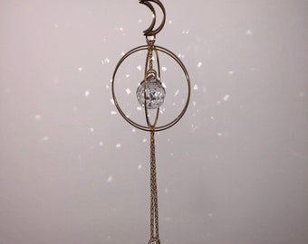 LUNAR suncatcher in chain, crystal and metal, decoration for the house, balcony or garden, soft and magical atmosphere, with little fairy