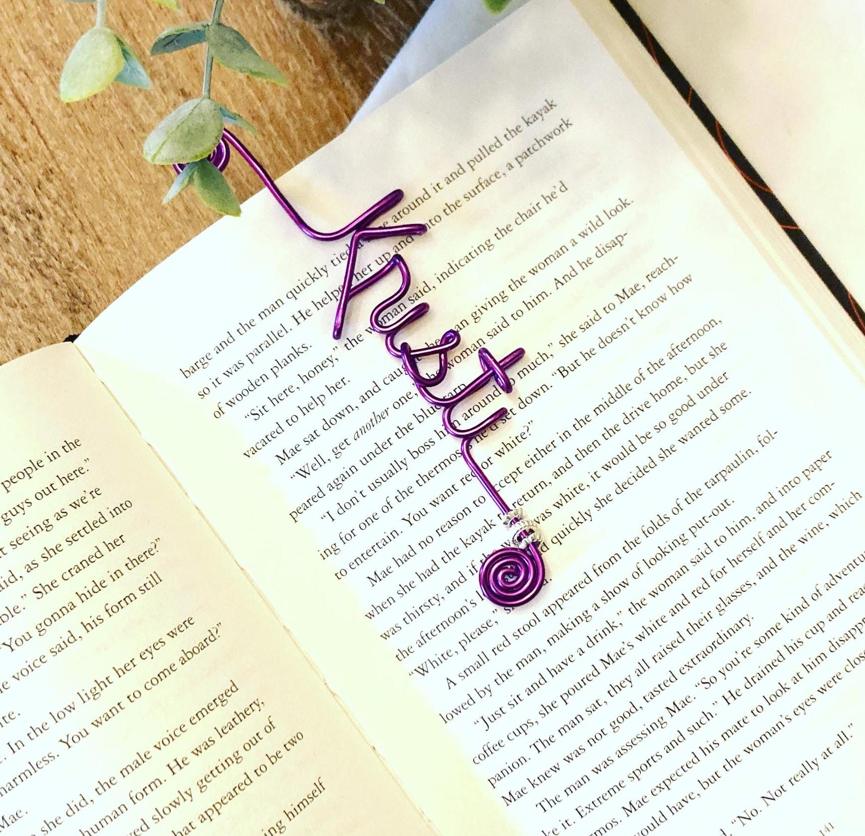Personalized Wire Bookmark | Custom Metal Bookmark for Book Lovers | Unique Gift for Readers | Cute | Holiday Gift | Christmas Present
