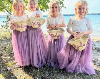 Panier de demoiselle d'honneur, petit panier de fille de fleur, panier de fille de fleur en forme de coeur, panier de fille de fleur personnalisé