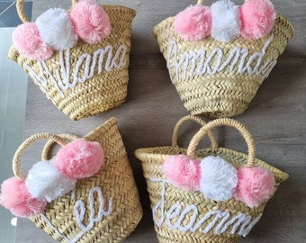 Wedding gift Personalized mini straw basket, bridal bags, customized straw bag, custom beach bag, beach straw bags, embroidered bags