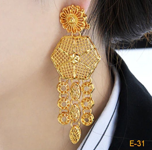 Gold earrings cheap arabic designs