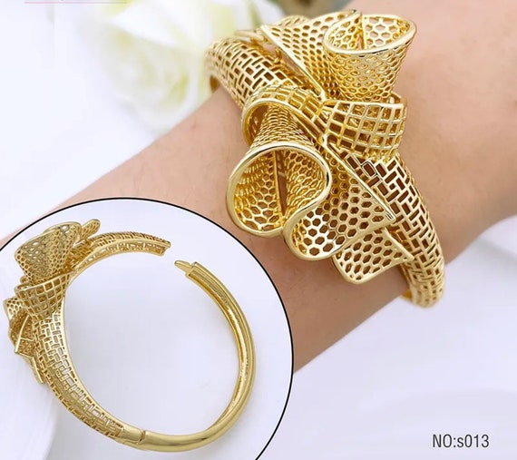 Roberto Coin Princess Yellow Gold Diamond Bangle Bracelet | J.R. Dunn  Jewelers