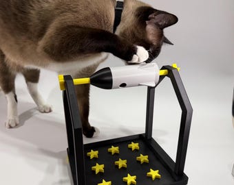 Interaktiver Katzen-Futterspender - Spinning Rocket Ship Haustier-Anreicherungs-Puzzle und Leckerli-Spender