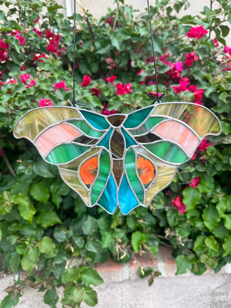 Stained Glass Butterfly with Pressed & Dried Flowers zdjęcie 8