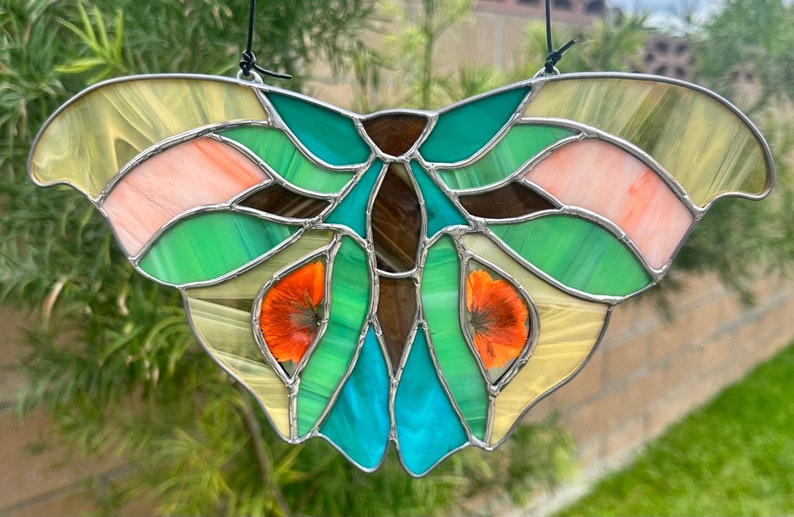 Stained Glass Butterfly with Pressed & Dried Flowers zdjęcie 1