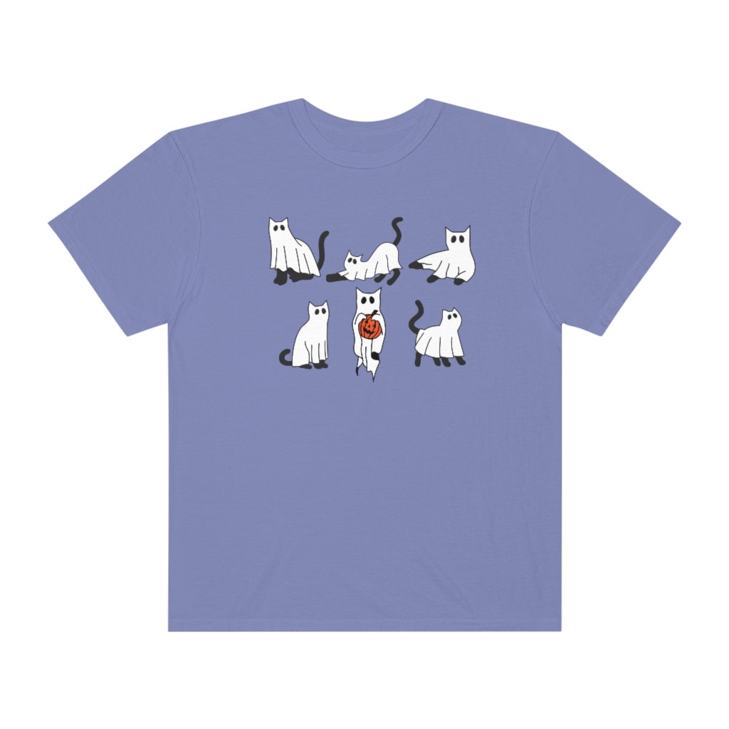 Discover Ghost Cat  T-shirt, Aesthetic Spooky t-shirt, Trendy Oversized Vintage Shirt