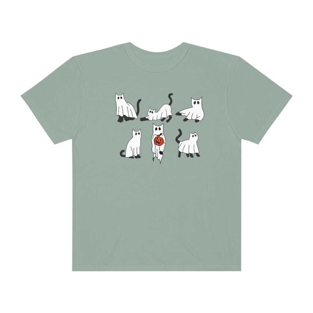 Discover Ghost Cat  T-shirt, Aesthetic Spooky t-shirt, Trendy Oversized Vintage Shirt