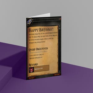 Könnte beinhalten: Eine gefaltete Grußkarte mit einem digitalen Spieloberflächen-Design auf der Vorderseite. Der Text lautet Happy Birthday, Another year full of epic adventures is behind you, Quest Objectives, Reach a higher level, Eat a piece of cake, Redeem your gift und Reward.