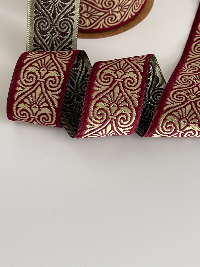 Medieval Ribbon Patterns Medieval Braid 35 Mm Oriental Heart Embroidered Jacquard Ribbon ...