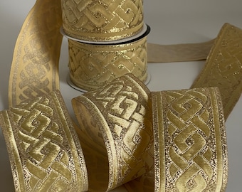 Galon médiéval doré motif tresse celtique ruban celtique 50 mm bordure médiévale doré 50 mm bordure artisanale ruban brodé jacquard tressé