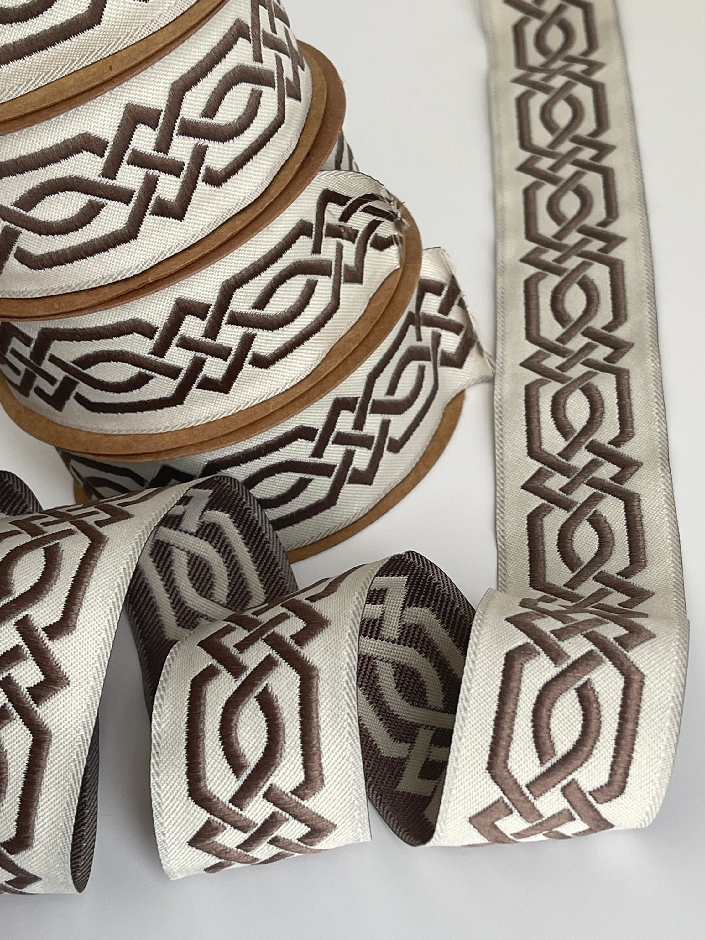 Medieval Ribbon With Beige and Brown Celtic Braid Pattern, 35mm Wide ...