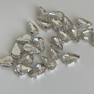 Rhinestone beads for sewing glass beads pear shape rhinestones for craft creation glass rhinestones 13*8 with silver base