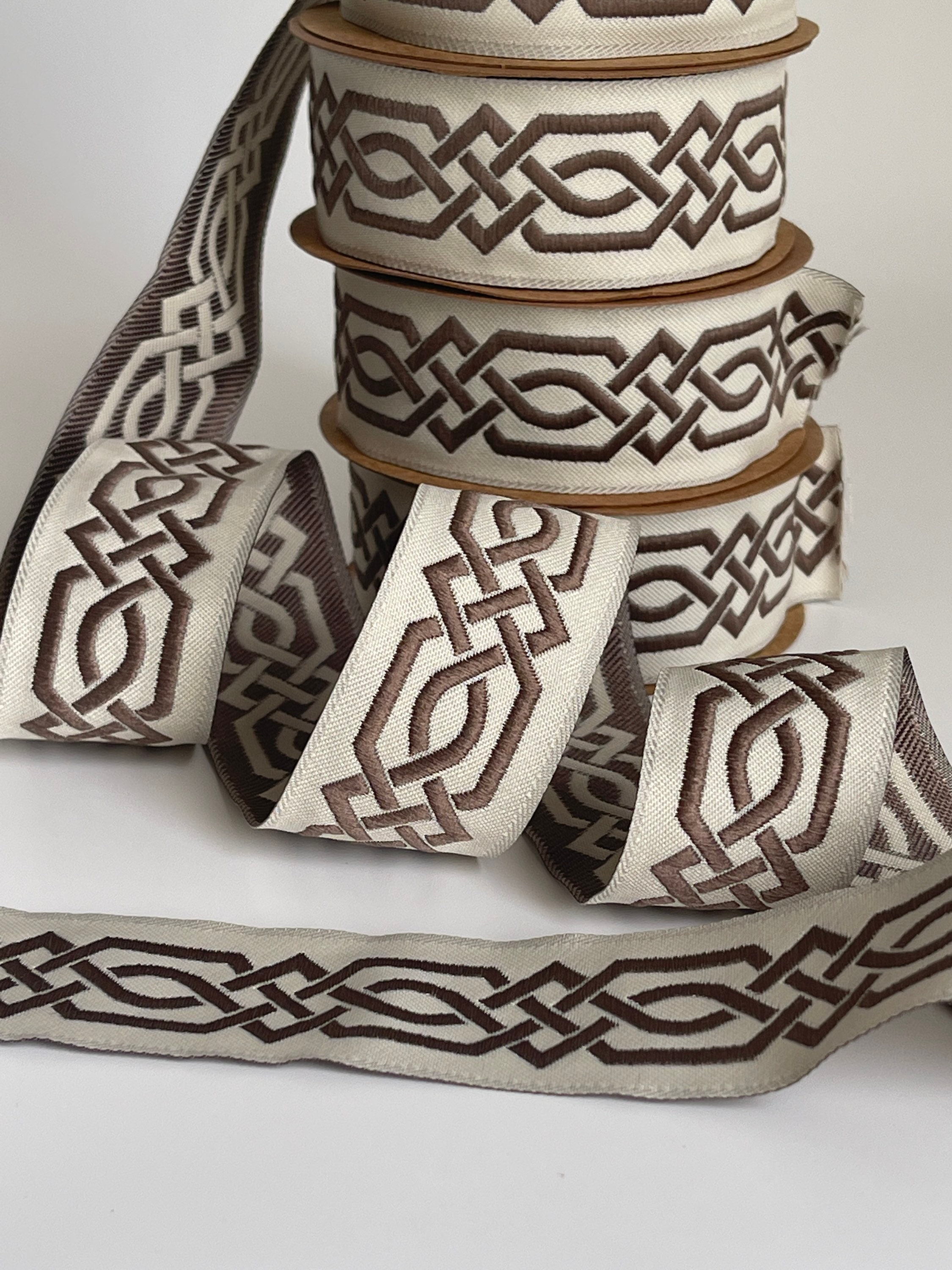 Medieval Ribbon With Beige and Brown Celtic Braid Pattern, 35mm Wide ...