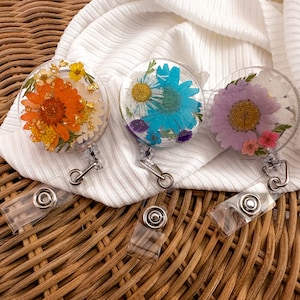 Pressed Flower Badge Reels | Badge Holder | Boho Style | Nurse Gift | Teacher Gift | Doctor Gift | Badge Reel | Flowers | Gift
