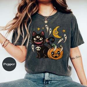 Halloween shirt, Cat shirt, Ghost Shirt, Halloween tee, witch Cat Shirt, Cat Lover Tshirt, Black Cat Shirt,Spooky Season, Comfort Colors