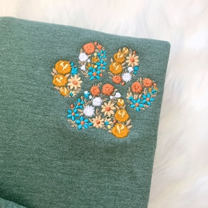 Floral Embroidered Fall Sweatshirt Custom Autumn Crewneck w Pet Name on Sleeve Fall Sweatshirt for Dog Lover Fall Fur MAMA Sweatshirt image 5