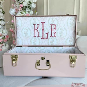 Personalized Storage Chest Bridal Gift Keepsake Trunk Wedding Favor Bridesmaid Box Custom Monogram Storage Case Wedding Ready Bridal Gift