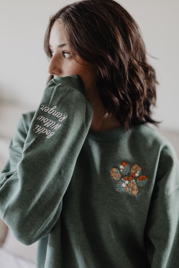 Floral Embroidered Fall Sweatshirt Custom Autumn Crewneck w Pet Name on Sleeve Fall Sweatshirt for Dog Lover Fall Fur MAMA Sweatshirt