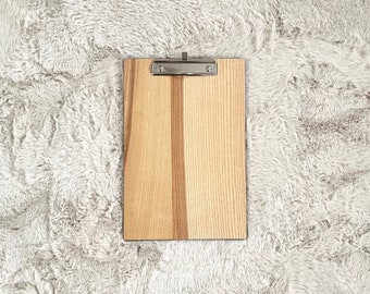 Holz Klemmbrett aus Esche DIN A4 geölt mit Klemme und Stifthalter