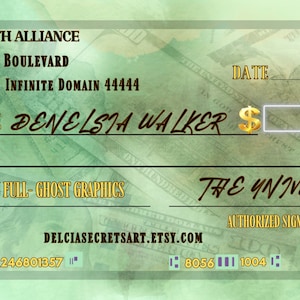 Op de afbeelding: Een decoratief cheque-ontwerp met een groen en goud kleurenschema. De cheque is ten behoeve van Denelsia Walker van The Universe. De cheque bevat het Wise Wealth Alliance-logo en de tekst "Paid in Full - Ghost Graphics."