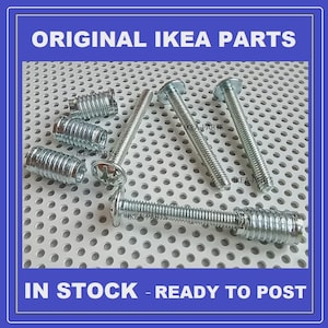 Peut inclure: Gros plan sur diverses pièces de quincaillerie IKEA, notamment des vis et des inserts filetés. Les pièces sont argentées et disposées sur une surface métallique perforée. Le texte "ORIGINAL IKEA PARTS" et "IN STOCK - READY TO POST" est visible.