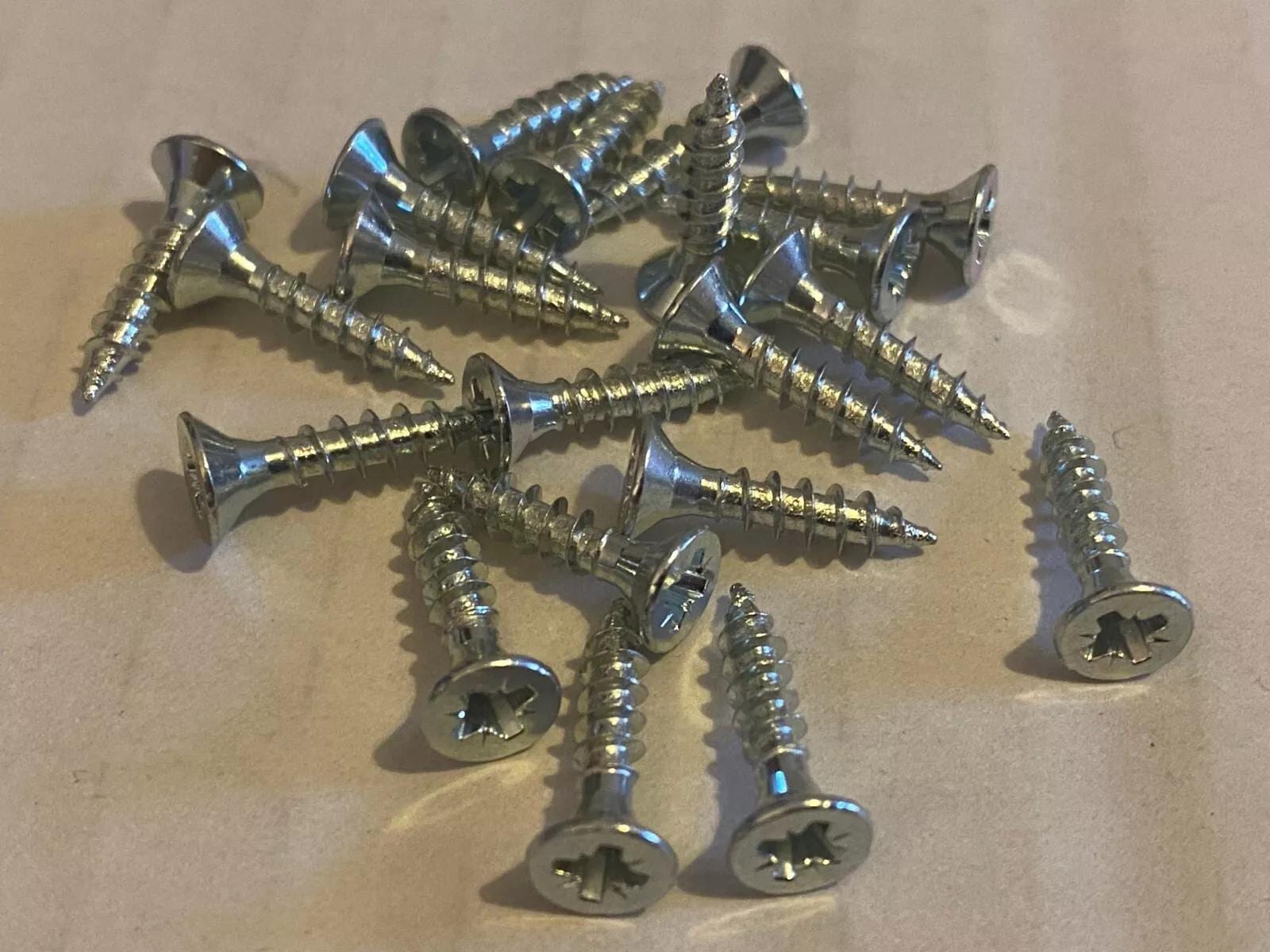 109535 X 25 IKEA Short Self Tapping Screws, Countersunk Head, 16mm
