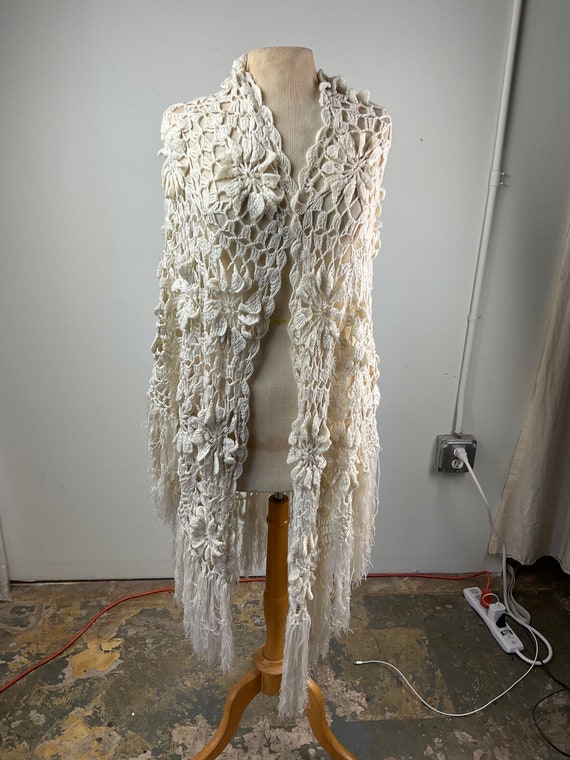 Vintage Hand Crocheted shawl with fringe